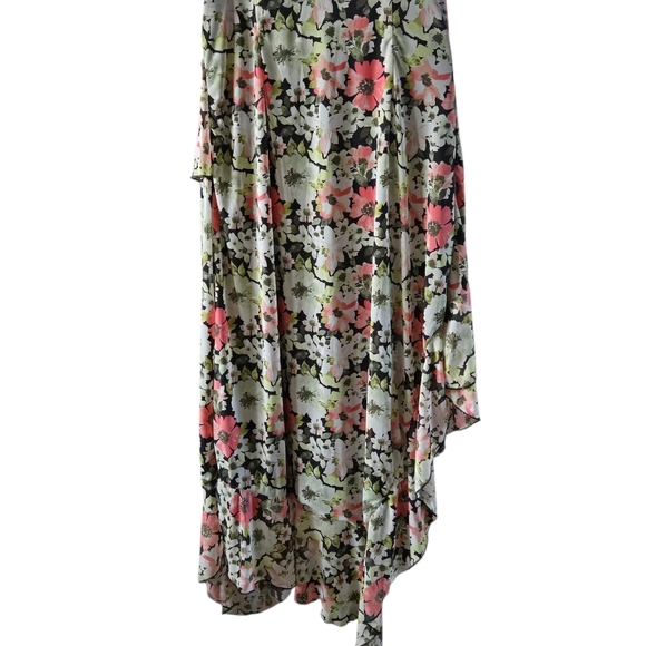 Asymmetrical Floral Dress with Ruffles - Picture 8 of 10